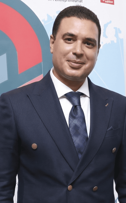 عاصم كامل